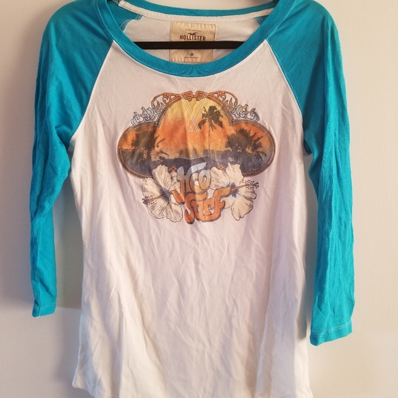 Hollister Tops - 3/4 length sleeve baseball tee